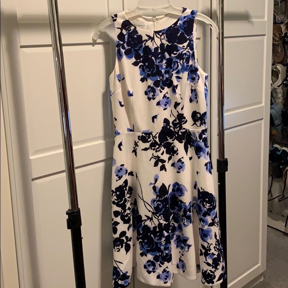 Brand new Donna Morgan floral fit and flare dress